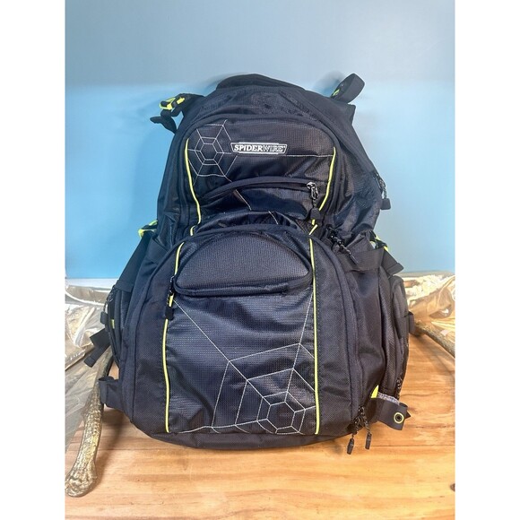 Spiderwire Tackle Bag Fishing Backpack Black Preowned - Picture 1 of 9